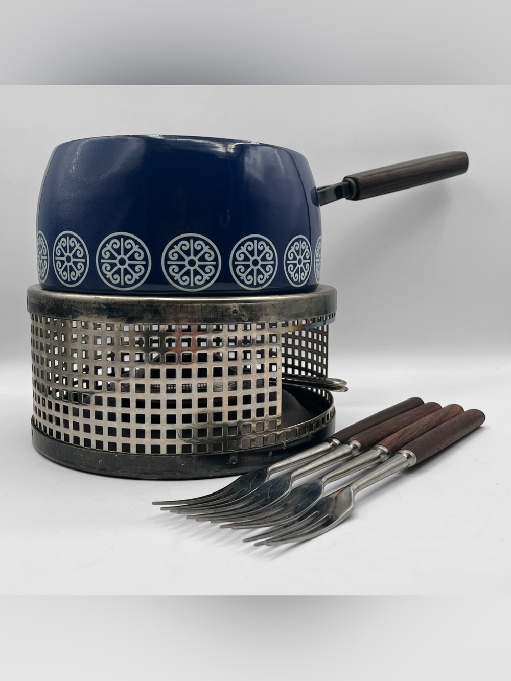 Vintage MCM Blue White Medallion Enamel Fondue Pot Set Danish Modern Style